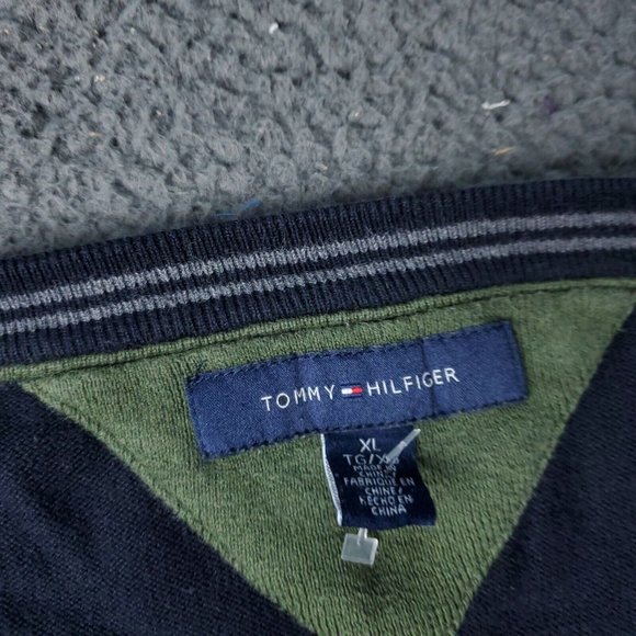 Tommy Hilfiger V Neck Sweater Mens XL Blue - Picture 2 of 12